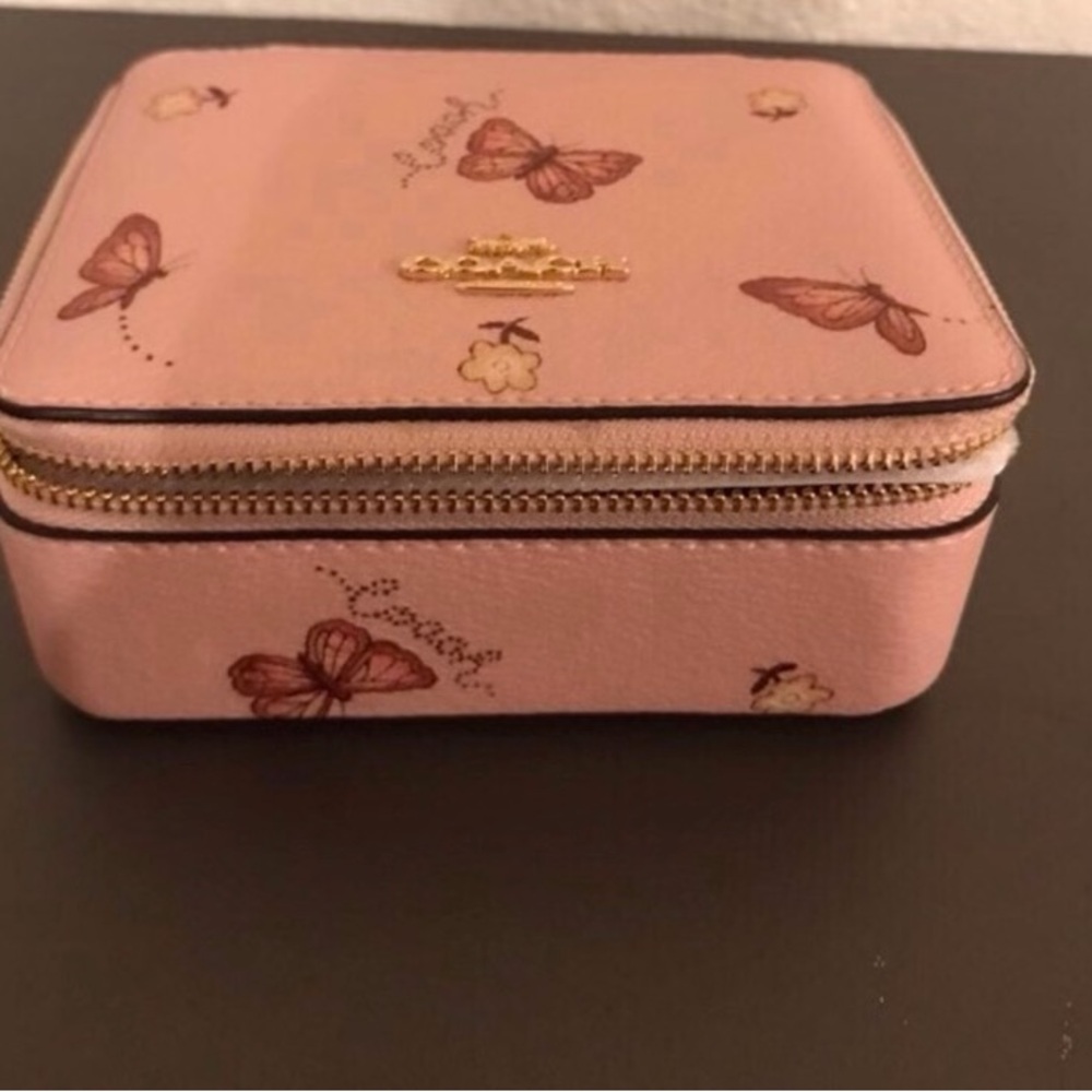 Coach jewelry holder